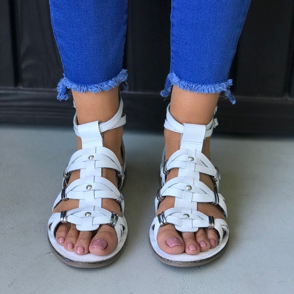 Distressed White Leather Roman Gladiator Sandals - Picture 3 of 5